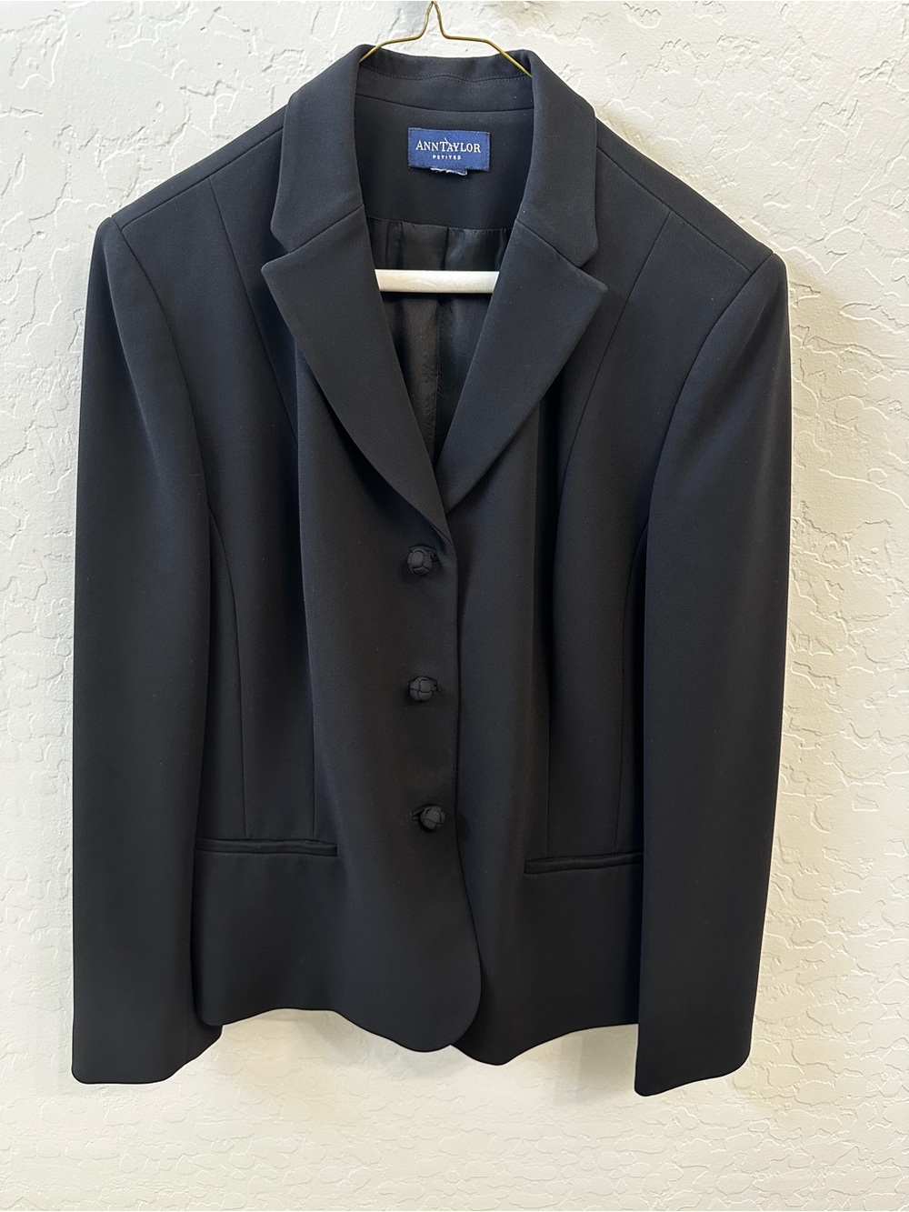 Ann Taylor Black 3 Button Blazer- Est. Large- Knot Button Detail